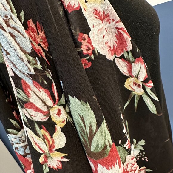 SHEIN CURVE Plus Floral Print Butterfly Sleeve Blouse SIZE 1XL Sheer Floral Arms - Picture 4 of 8